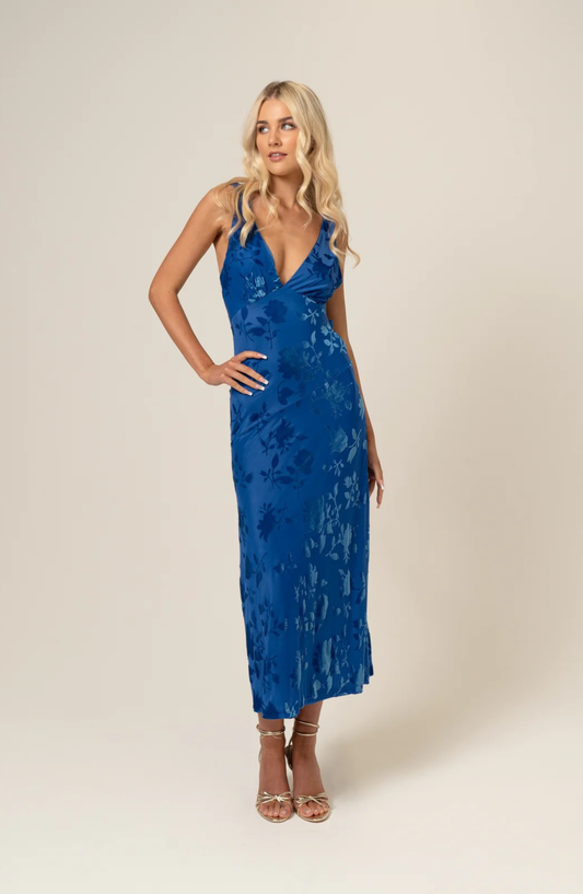 Madelise | V-Neck Classic Midi Dress